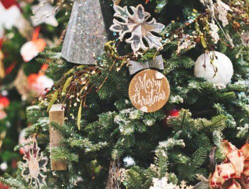 Planning Your Party With Prelit Christmas Trees